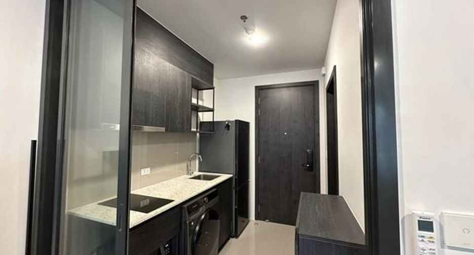 For sale 1 bed condo in Huai Khwang, Bangkok