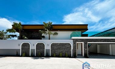 Villa zum Kauf mit 4 Zimmer in Bang Lamung, Chonburi
