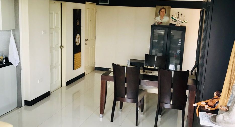 For sale 2 Beds condo in Don Mueang, Bangkok