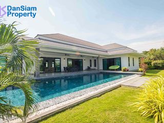 For sale and for rent 6 bed villa in Cha Am, Phetchaburi