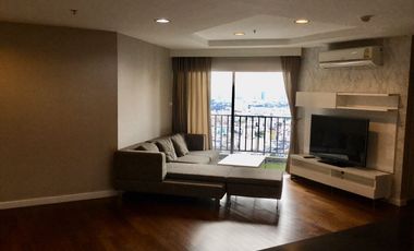 For rent 2 bed condo in Huai Khwang, Bangkok