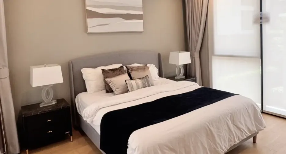 For rent 4 bedrooms house in Yan Nawa, Bangkok