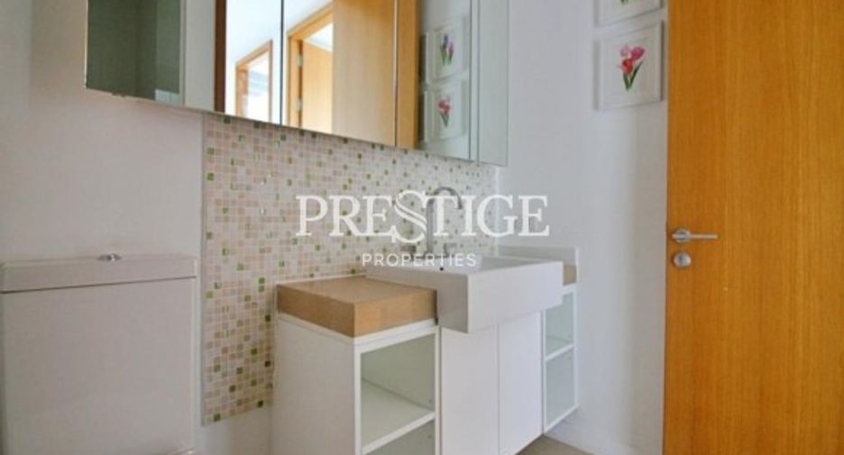 For rent 3 bedrooms condo in Bang Lamung, Chonburi