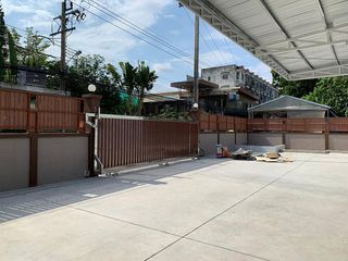 For rent warehouse in Mueang Samut Prakan, Samut Prakan