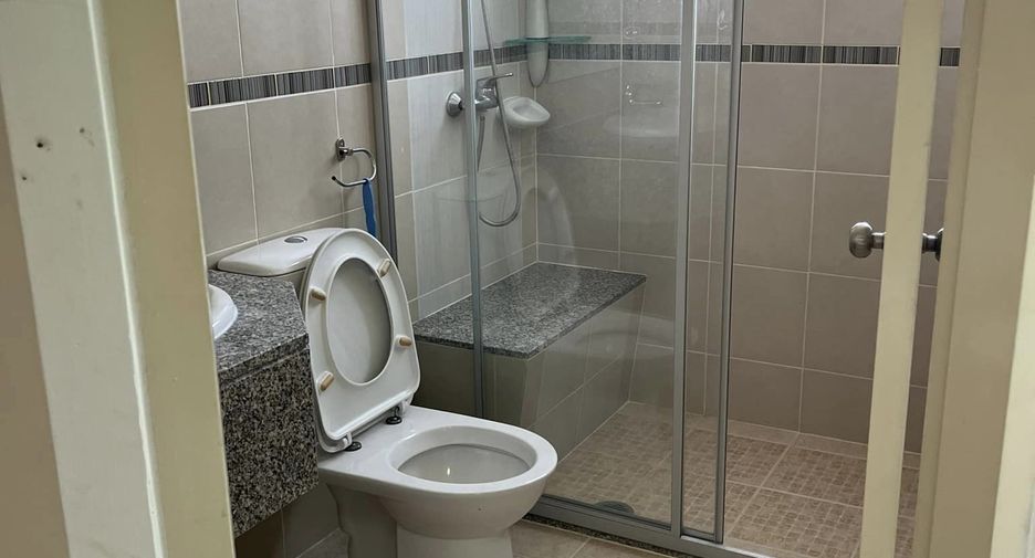 For rent 2 Beds condo in Bangkok Yai, Bangkok