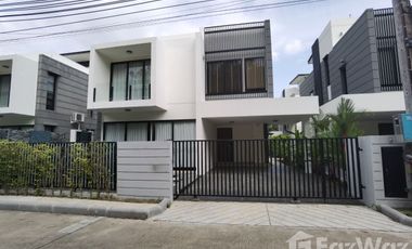 For rent 5 Beds villa in Thalang, Phuket