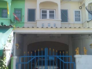 2 Bedroom Townhouse In Sai Noi, Nonthaburi