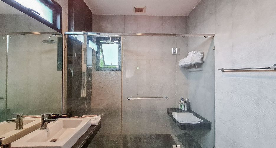 For sale 2 bedrooms retail Space in Mae Rim, Chiang Mai