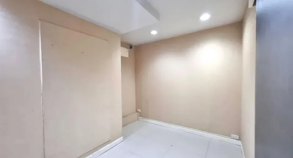 Gewerbefläche zur Miete in Watthana, Bangkok