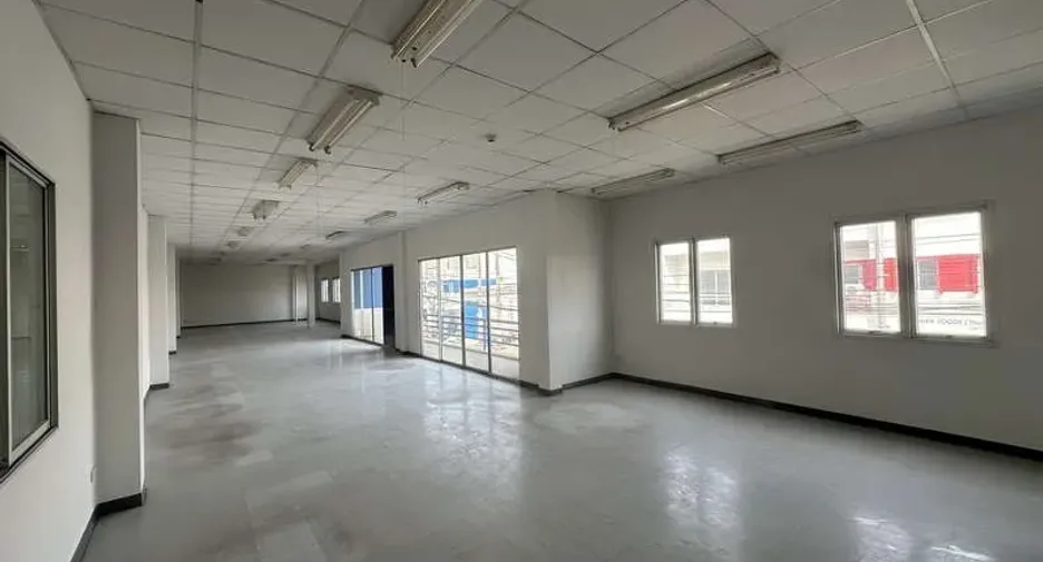 For rent warehouse in Khlong Luang, Pathum Thani