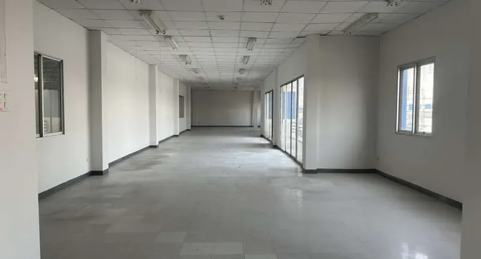 For rent warehouse in Khlong Luang, Pathum Thani