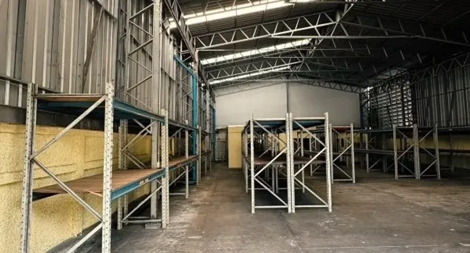 For rent warehouse in Huai Khwang, Bangkok