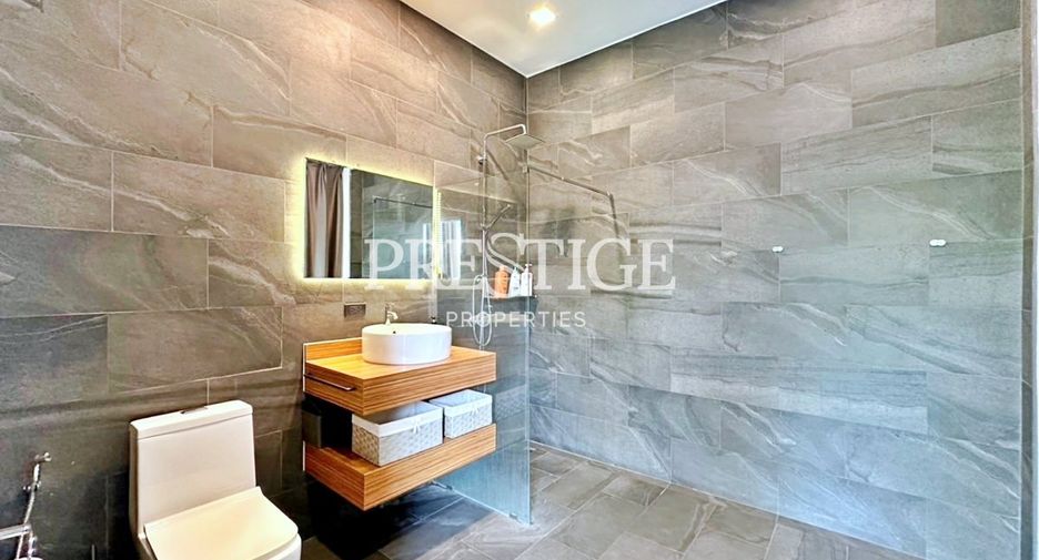 À vendre 4 chambres maison à Huay Yai, Pattaya