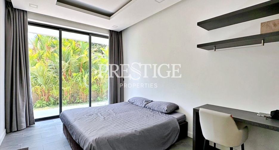 À vendre 4 chambres maison à Huay Yai, Pattaya