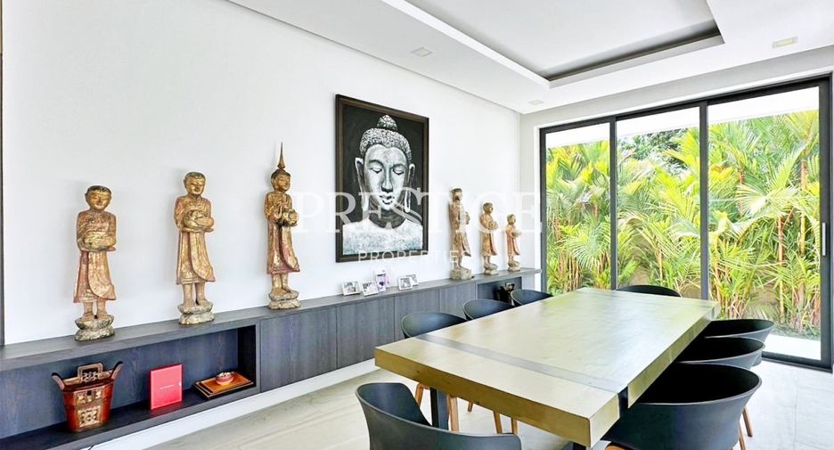 À vendre 4 chambres maison à Huay Yai, Pattaya