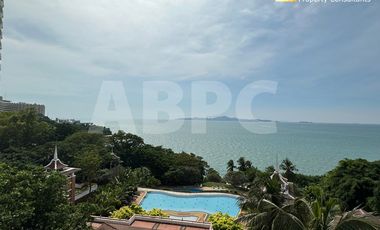 For sale 3 bed condo in Pratumnak, Pattaya