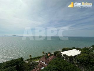 For rent 4 bedrooms condo in Bang Lamung, Chonburi