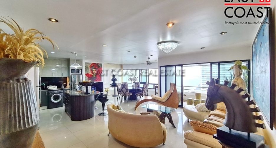 Condo en venta de 3 habitaciones en Sattahip, Chonburi