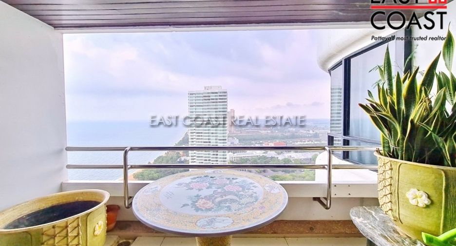 Condo en venta de 3 habitaciones en Sattahip, Chonburi