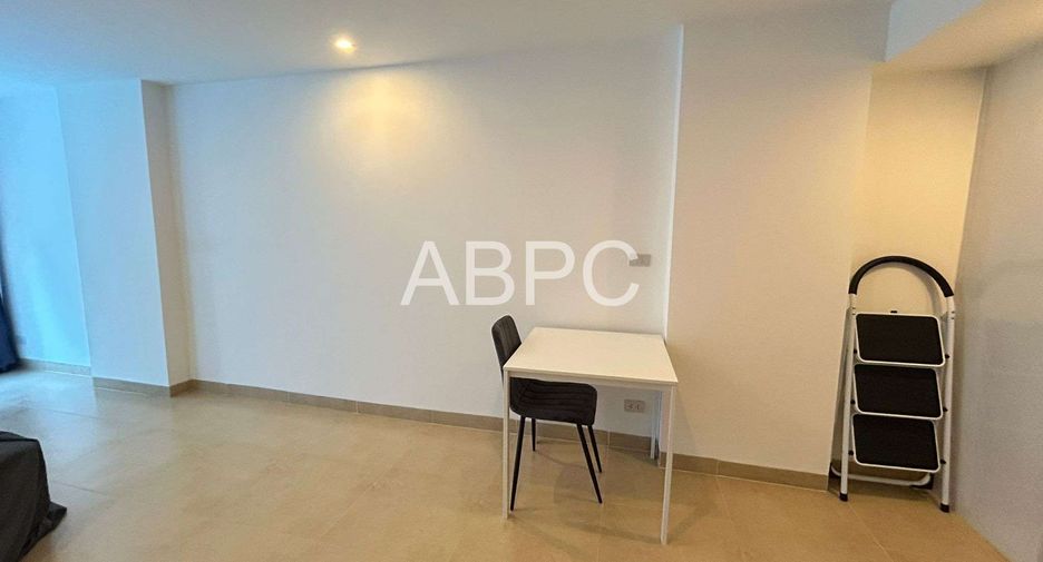 For sale 1 bed condo in South Pattaya, Pattaya