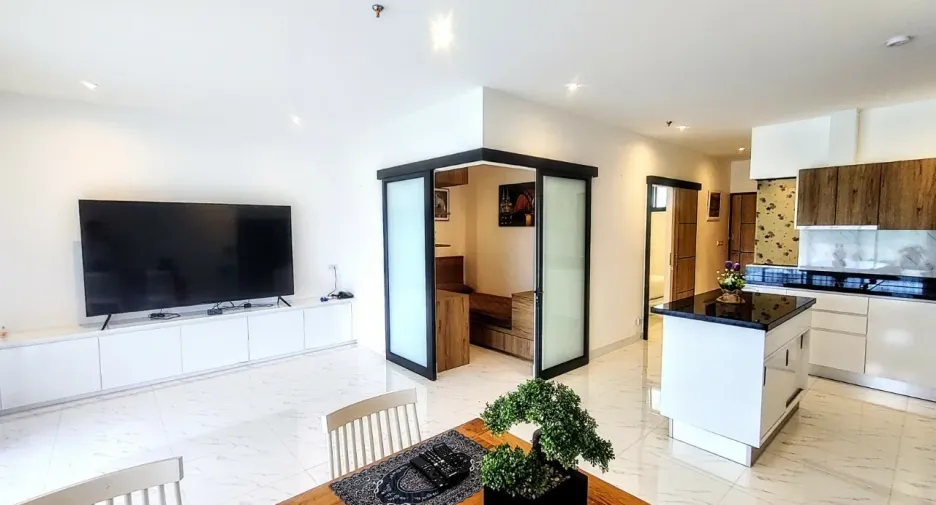 For sale 2 bed apartment in Hua Hin, Prachuap Khiri Khan