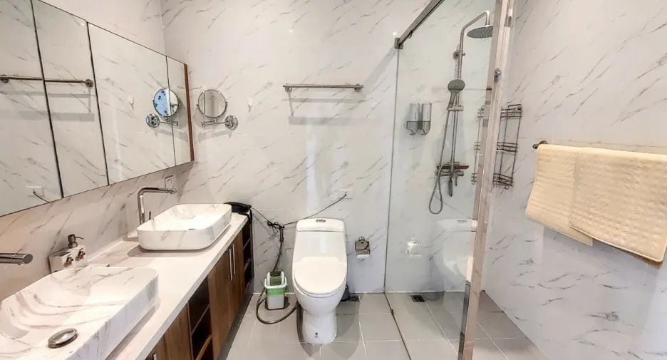 For sale 2 bed apartment in Hua Hin, Prachuap Khiri Khan