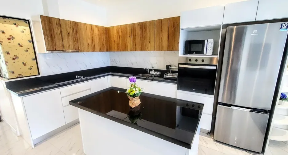 For sale 2 bed apartment in Hua Hin, Prachuap Khiri Khan