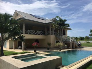For sale 3 bed villa in Hua Hin, Prachuap Khiri Khan