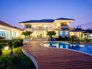 For sale 5 bed villa in Hua Hin, Prachuap Khiri Khan