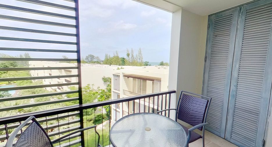 For sale 2 bed condo in Hua Hin, Prachuap Khiri Khan
