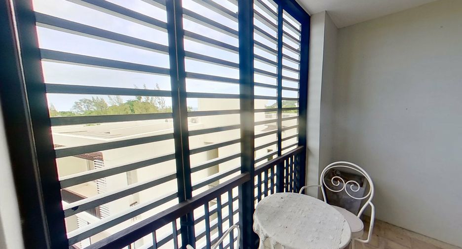 For sale 2 bed condo in Hua Hin, Prachuap Khiri Khan