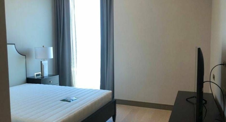 For rent 3 bed condo in Khlong San, Bangkok