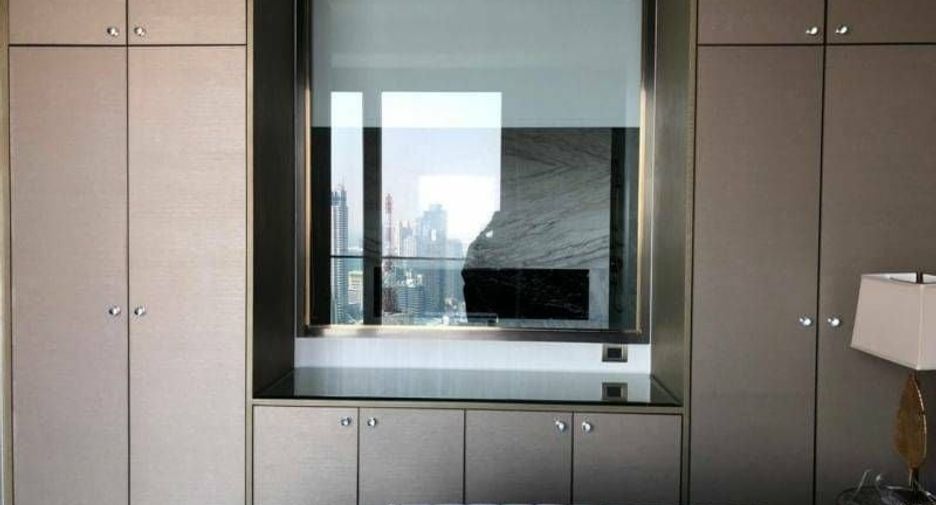 For rent 3 bed condo in Khlong San, Bangkok