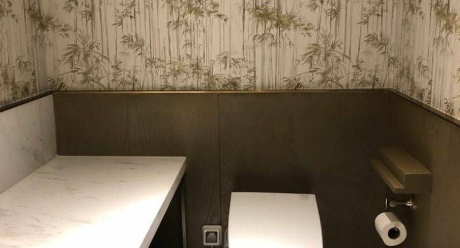 For rent 3 bed condo in Khlong San, Bangkok