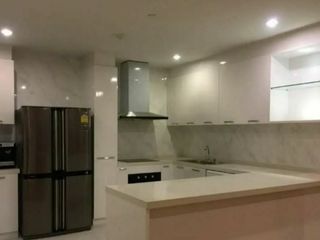 For rent 4 Beds condo in Bang Rak, Bangkok