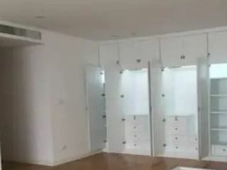 For rent 4 Beds condo in Bang Rak, Bangkok