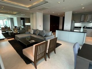 For rent 3 Beds condo in Pathum Wan, Bangkok