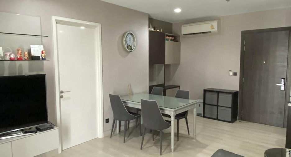 For sale 2 bed condo in Phaya Thai, Bangkok