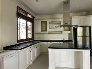 For rent 5 bed house in Suan Luang, Bangkok