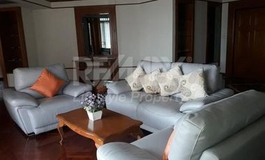 For rent 4 Beds condo in Khlong Toei, Bangkok