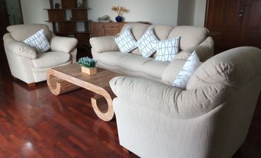 For rent 3 Beds condo in Khlong Toei, Bangkok