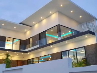 For sale 3 bed villa in Ko Samui, Surat Thani