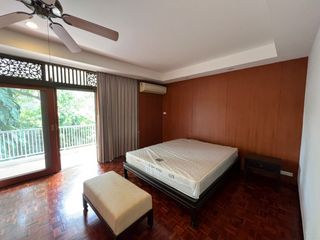 For rent 5 bed condo in Sathon, Bangkok
