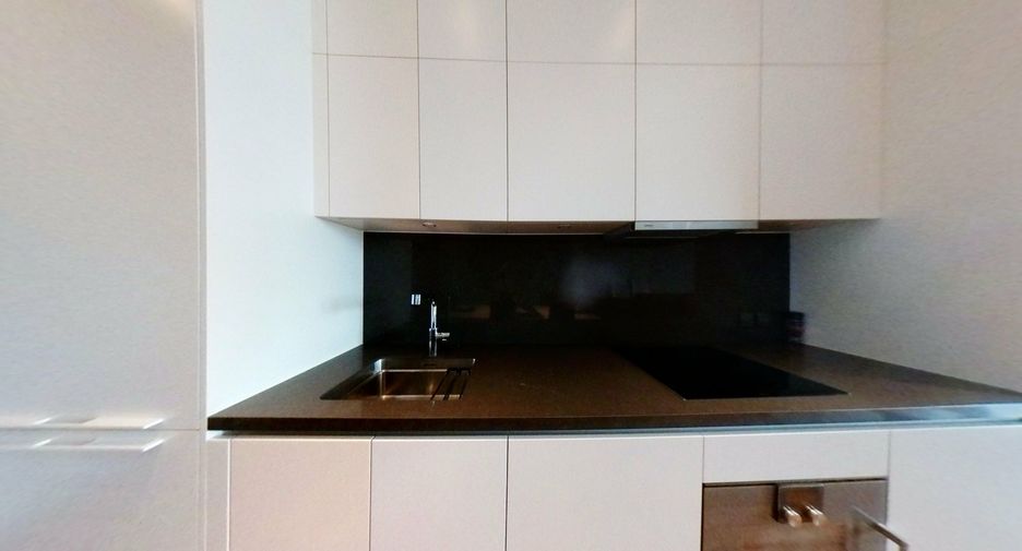For rent 1 bed condo in Khlong San, Bangkok