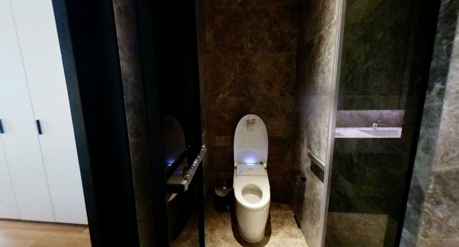 For rent 1 bed condo in Khlong San, Bangkok