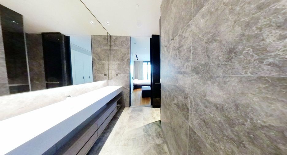 For rent 1 bed condo in Khlong San, Bangkok