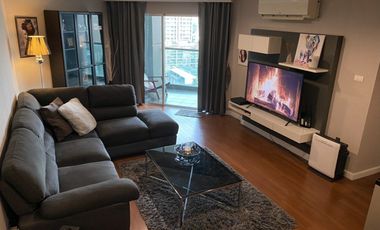 For sale 2 bed condo in Huai Khwang, Bangkok