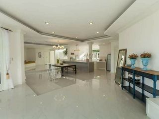 For sale 4 bed villa in Ko Samui, Surat Thani