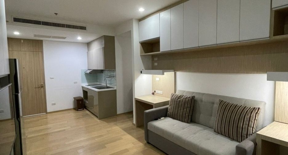 For sale 1 Beds condo in Phaya Thai, Bangkok