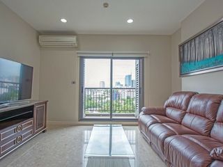 For sale 1 bed condo in Khlong Toei, Bangkok